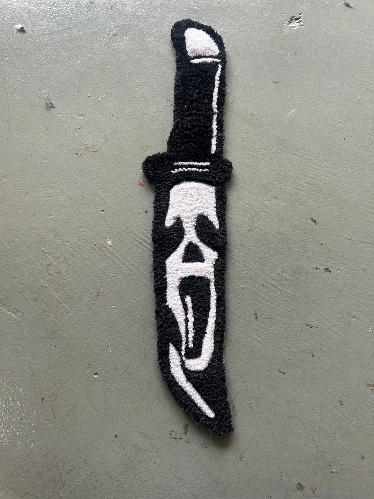 SCREAM KNIFE RUG